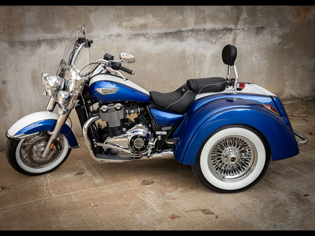 Photo of Triumph Thunderbird LT Trike with IRS