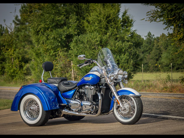 Photo of Triumph Thunderbird LT Trike with IRS